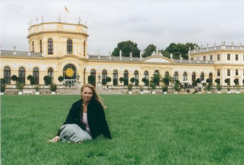 Verena vor Schloss Kassel